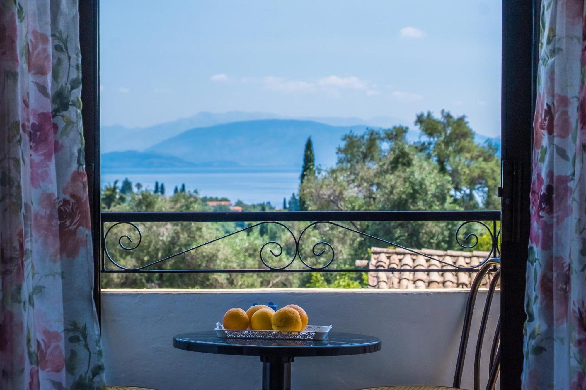 Aggeliki Apartments Dassia By Hotelius カト・コラキアナ エクステリア 写真