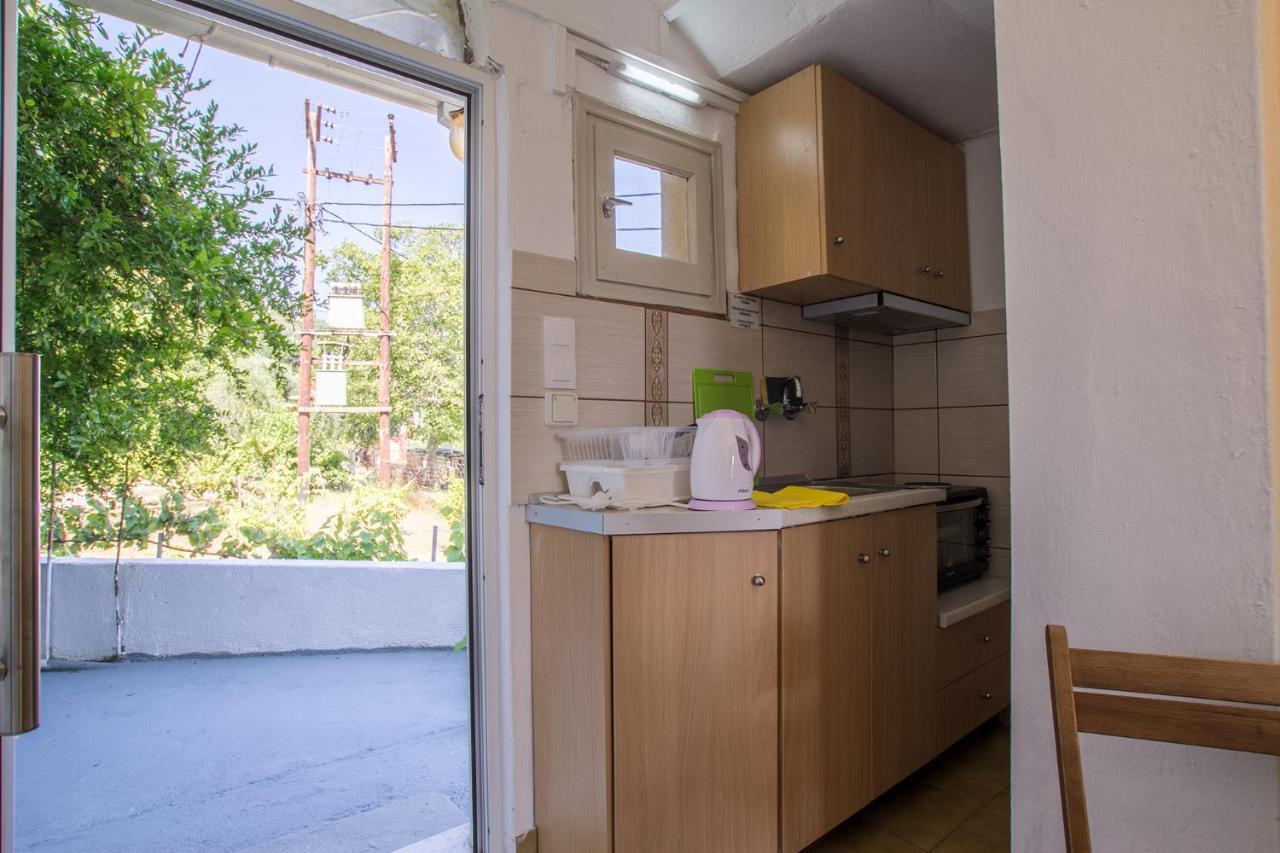 Aggeliki Apartments Dassia By Hotelius カト・コラキアナ エクステリア 写真